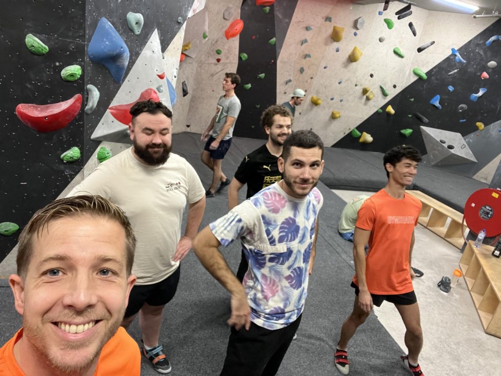 SRC-Search team bouldering in Amsterdam